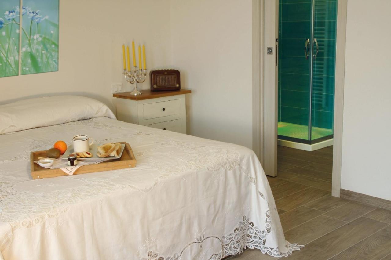 Agriturismo Albero Del Miele Villa San Rufo Bagian luar foto