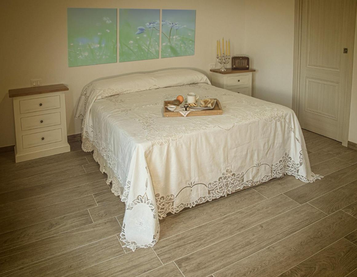 Agriturismo Albero Del Miele Villa San Rufo Bagian luar foto